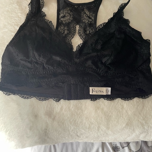 Felina Bra’s - Picture 3 of 4